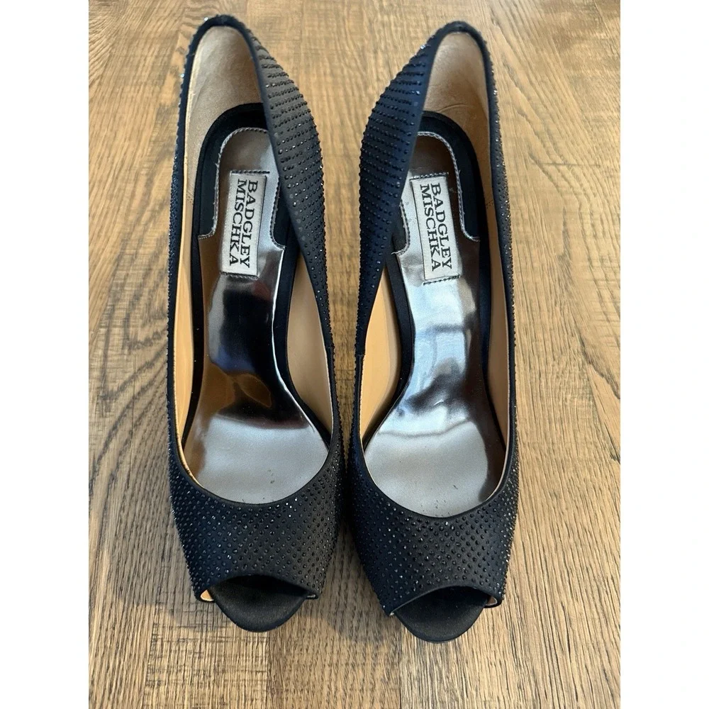 Badgley Mischka Kassidy ll Black Sequin 5 Inch Heel Platform Pumps Size 9